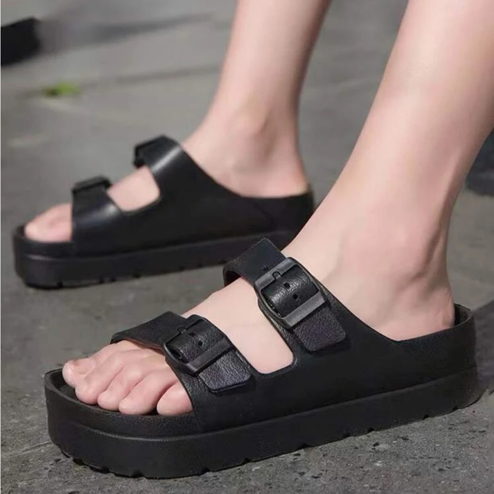 Platform slide on sandals